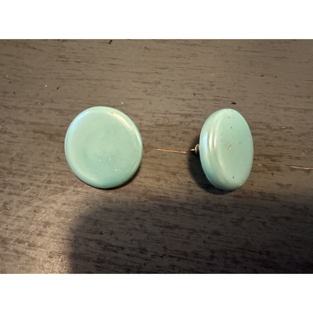 s)Vintage 1980s Mint Green Enamel Dome Stud Earrings Round Retro